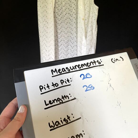 JCPenney white eyelet sleeveless button front top women's size S cotton - Picture 5 of 6